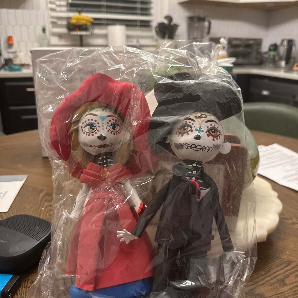 Debi Lilly Day of the Dead Wobble Bobble Head Skeleton Couple